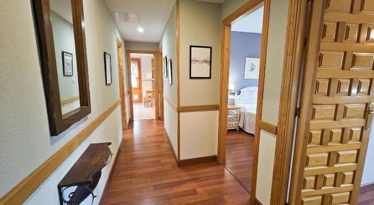 Rental apartment with 2 rooms for 6 persons — photo 4