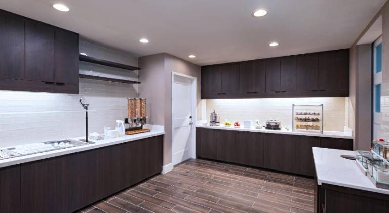 Residence Inn by Marriott New Brunswick Tower Center Blvd. — photo 4