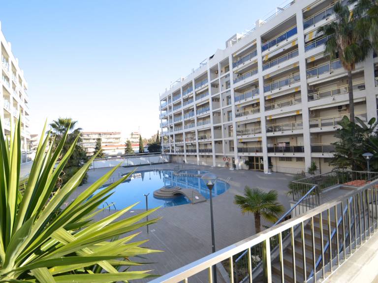 Apartment  La Pineda