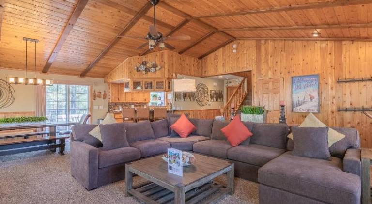 Stony Creek Cabin - Gorgeous home in the Eagle Mountain Estates — photo 3