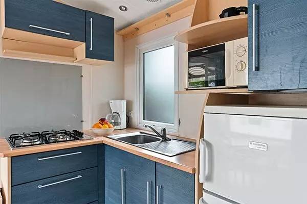 Campsite Les Vignes - Mobile home Classic 2 bdr. 4 pers. Small Decking — photo 4