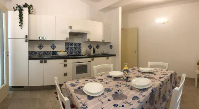 Holiday apartment with terrace & garden — photo 5