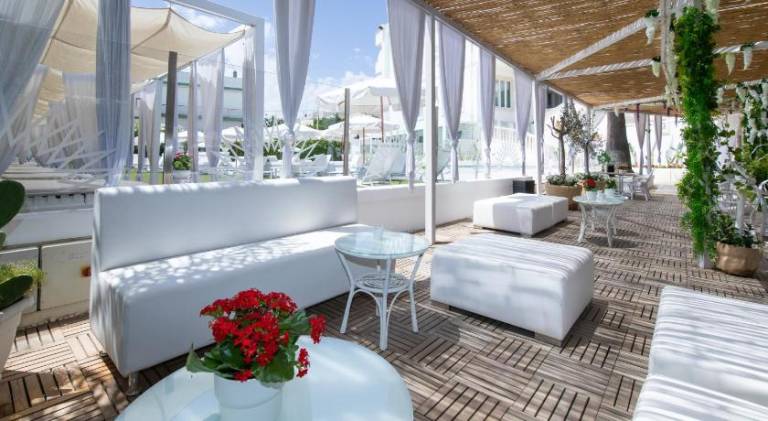 Bianco Riccio Suite Hotel — photo 4