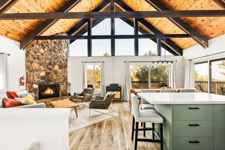 Cabin Lake Arrowhead