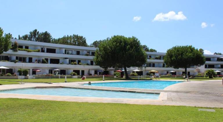 Apartment with pool | Close to the beach | Dogs allowed in Grandola