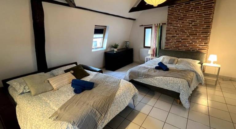 Holiday apartment with 1 room for 4 persons in Paray-Vieille-Poste