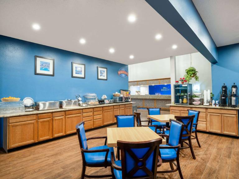 Baymont by Wyndham Limon — photo 3