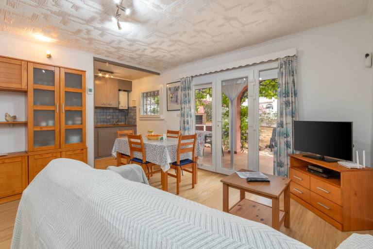 Holiday Home 'Giovanni' with Shared Terrace and Wi-Fi — photo 3