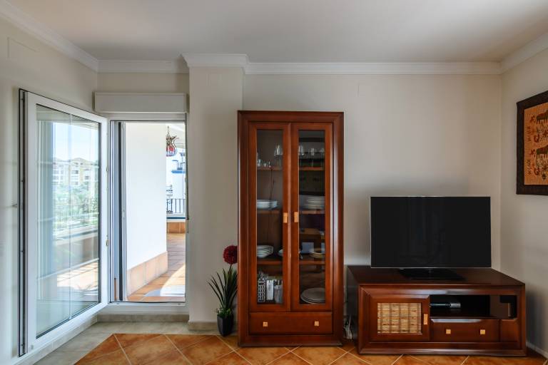 Holiday apartment with yard, terrace & pool — photo 5