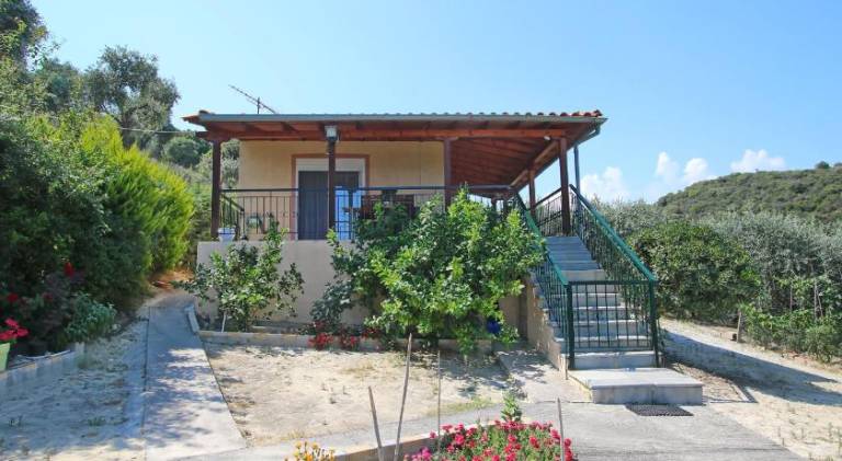 House with yard, terrace & BBQ | Perfect for remote work | Pet-friendly — photo 4