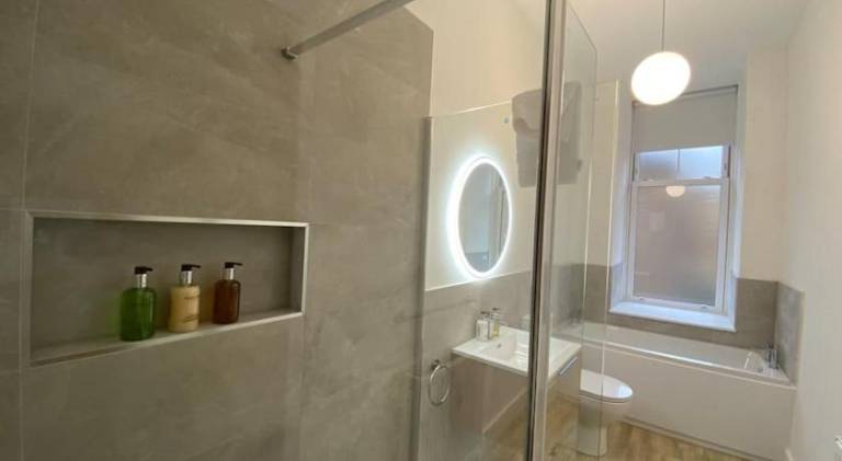 Holiday apartment with 2 rooms for 5 persons — photo 2