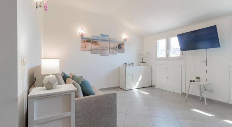 Rental apartment with 1 room for 4 persons in Sanremo