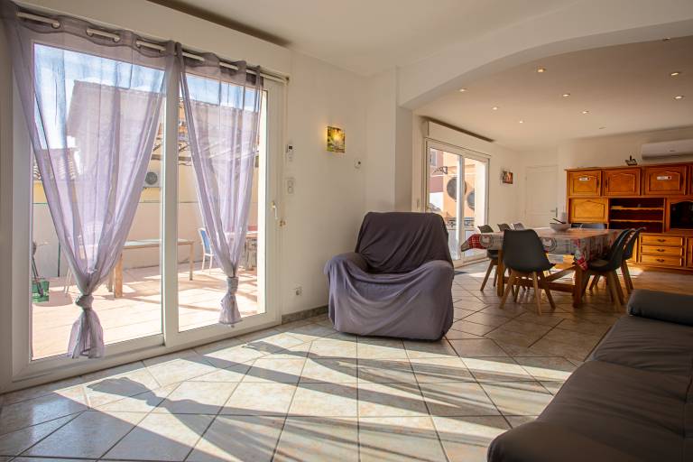 Villa "La Londe-les-Maures" with Private Pool and Wi-Fi — photo 5