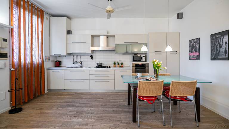 Holiday apartment | City view — photo 5