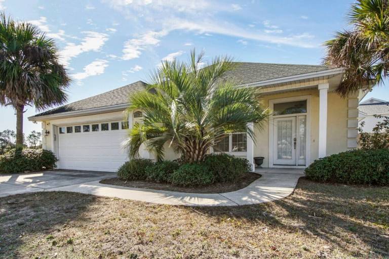 House  Upper Grand Lagoon