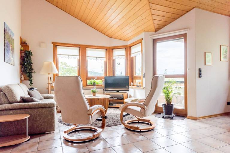 Family-oriented pleasant house with terrace & barbeque | Pets are welcome — photo 2