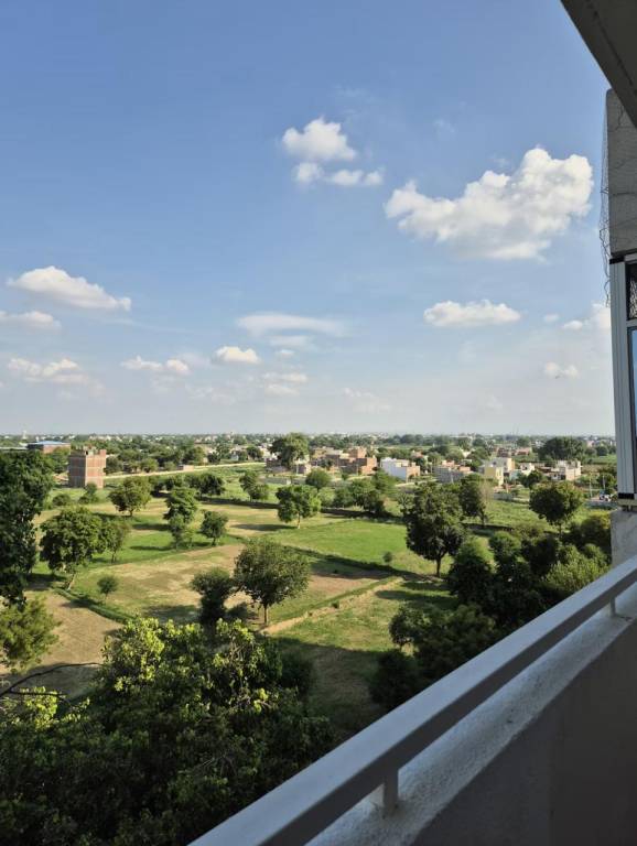 Apartment with 4 rooms for 8 persons in Agra