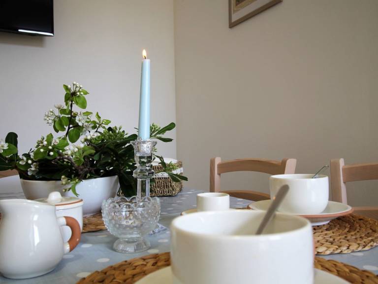 Apartment with garden — photo 5