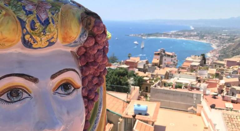 Apartment with terrace | Perfect for remote work in Giardini Naxos