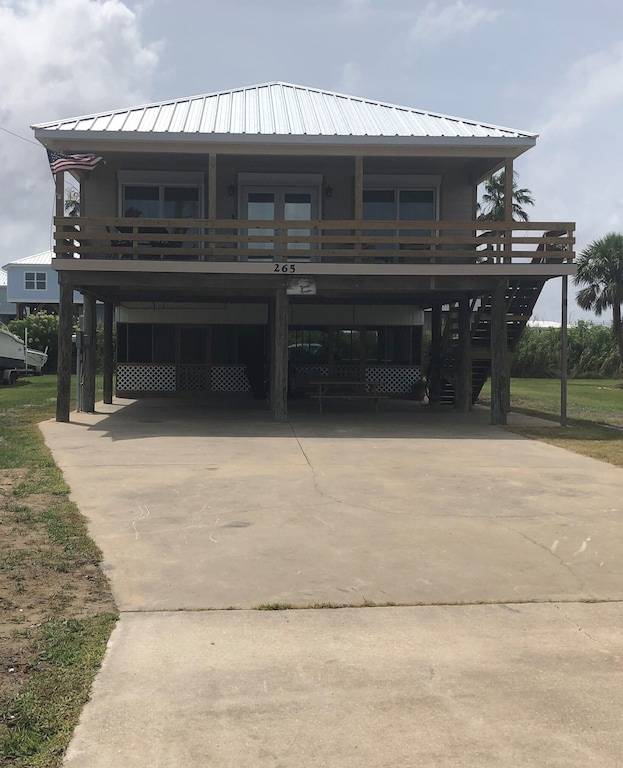 House  Grand Isle