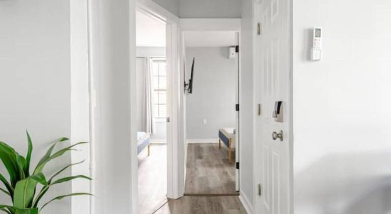 Modern 2 Bed in BlackRock — photo 4
