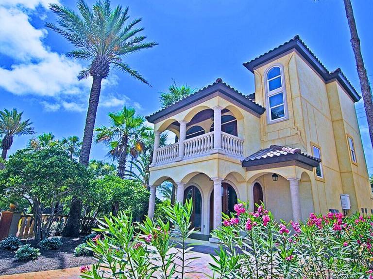 House Sandestin