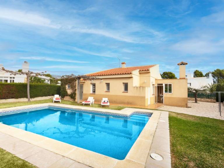 House  Platja de l'Almadrava