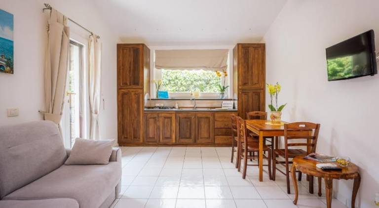 Beautiful holiday apartment with pool | Close to the beach | Pet-friendly — photo 2