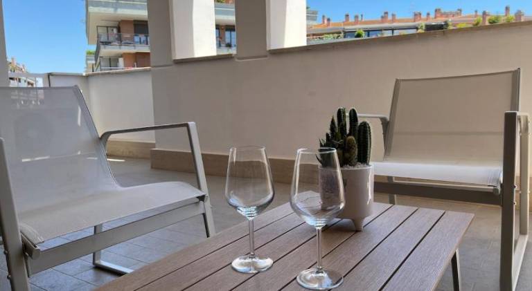 Rental apartment with garden & terrace — photo 4