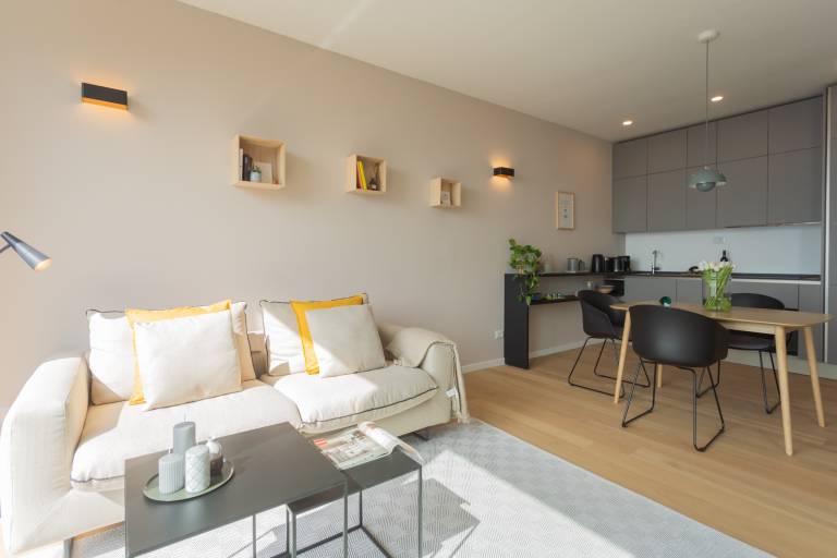 Family-friendly rental apartment with pool & terrace | Lake view | Dogs allowed — photo 3