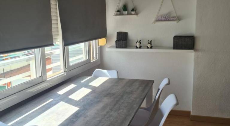 Apartment with private pool & yard — photo 4