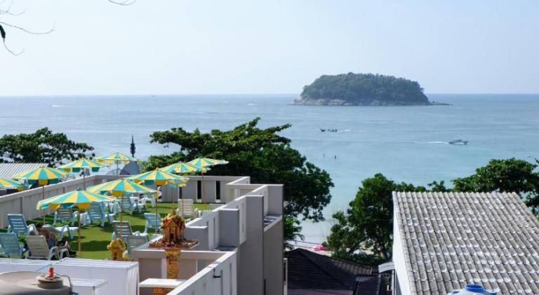 Kata Beachwalk Hotel and Bungalows in Karon