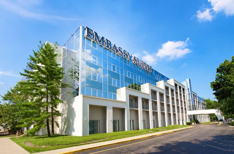 Embassy Suites by Hilton Cincinnati Northeast Blue Ash in Sharonville, OH
