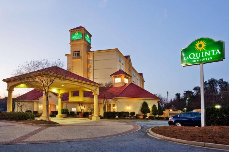 La Quinta by Wyndham Haywood Mall-Near Greenville Downtow — photo 3