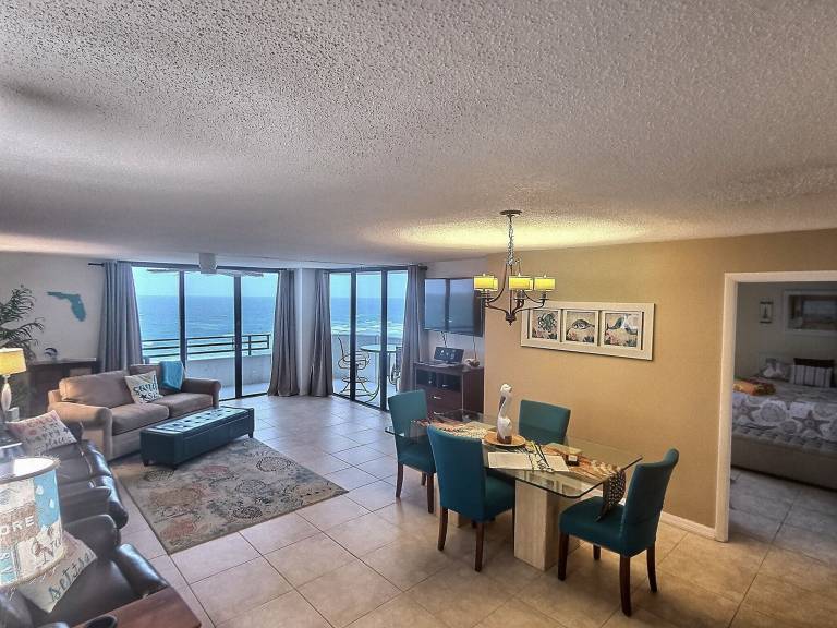 Condo Kahnway Heights