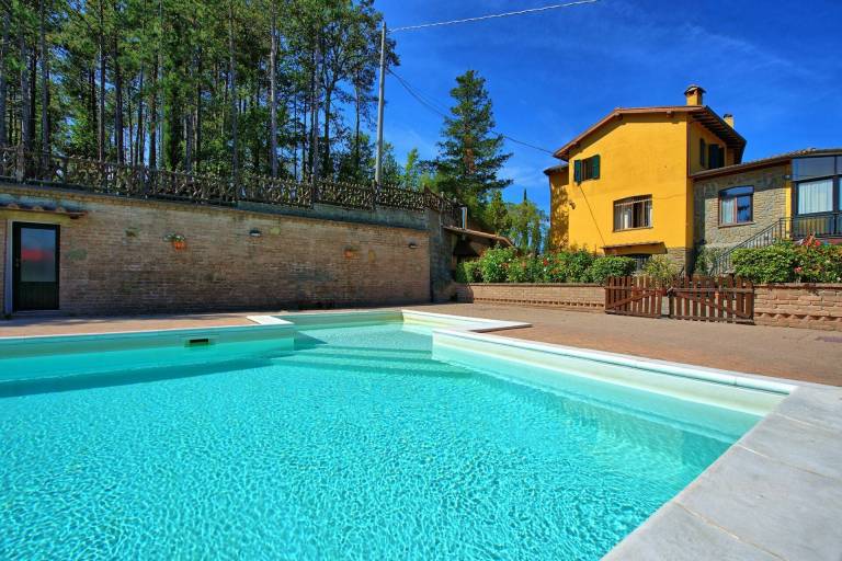 Villa with barbeque, private pool & terrace — photo 3