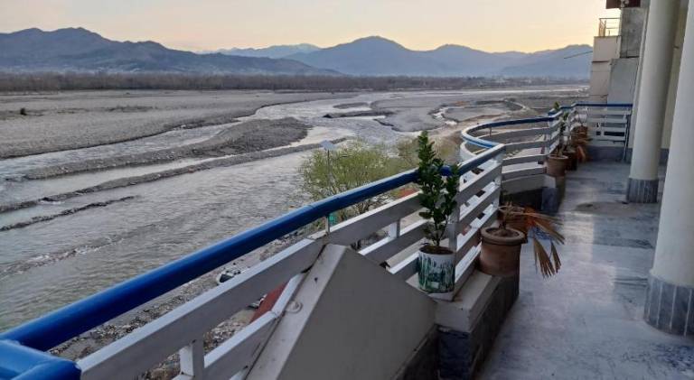 F. R Darya-E-Swat Hotel — photo 5