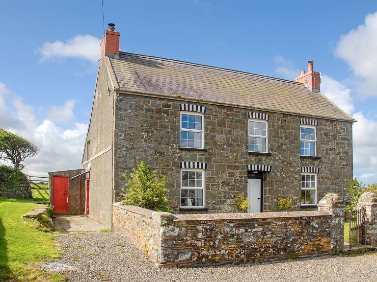 Cottage  Simpson Cross