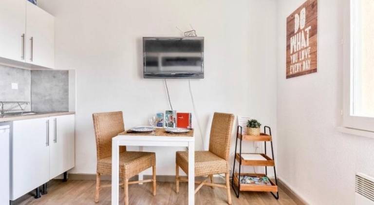 Rental apartment with private pool — photo 4
