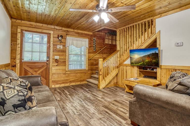 Cabin with private pool — photo 5