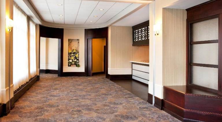 Sheraton Portsmouth Harborside Hotel — photo 5