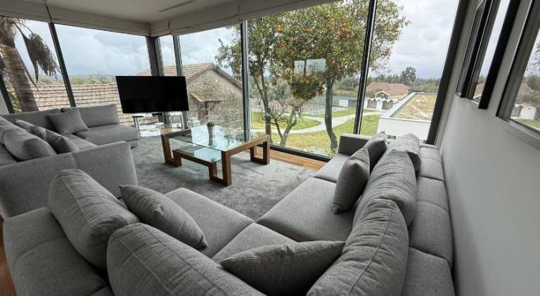 Vacation home with sauna, BBQ & yard — photo 3