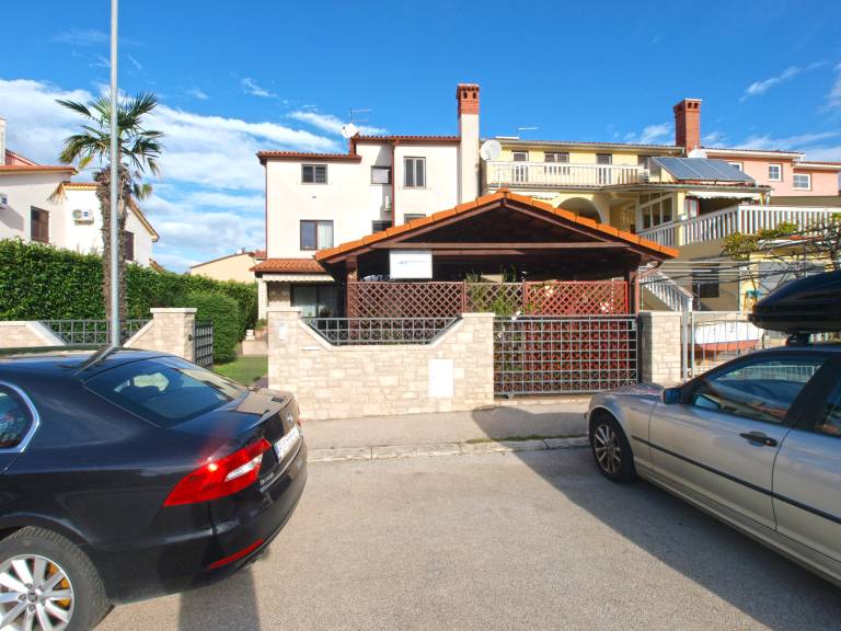 Children-friendly apartment with barbeque & terrace | Next to the beach | Dogs allowed — photo 3