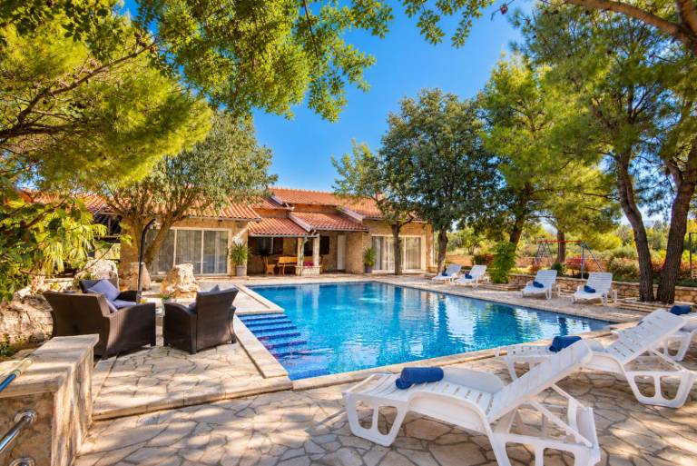 Ferienhaus in Kruševo, Obrovac, Kroatien für max. 8 Personen Ferienhaus in Kruševo, Obrovac, Kroatien für max. 8 Personen