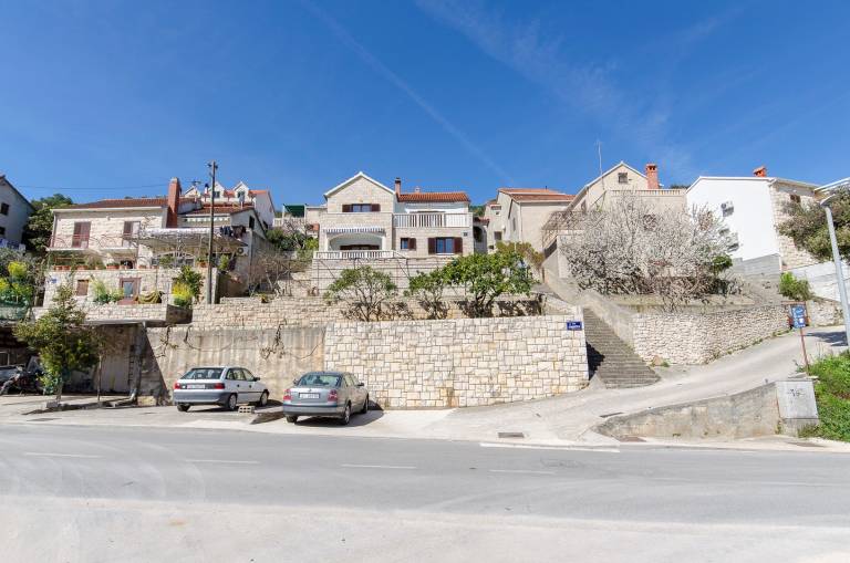 Lovely holiday apartment with patio, fast internet & grill | Sea view | Dogs allowed — photo 2