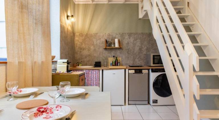 Apartment with 1 room for 4 persons — photo 3