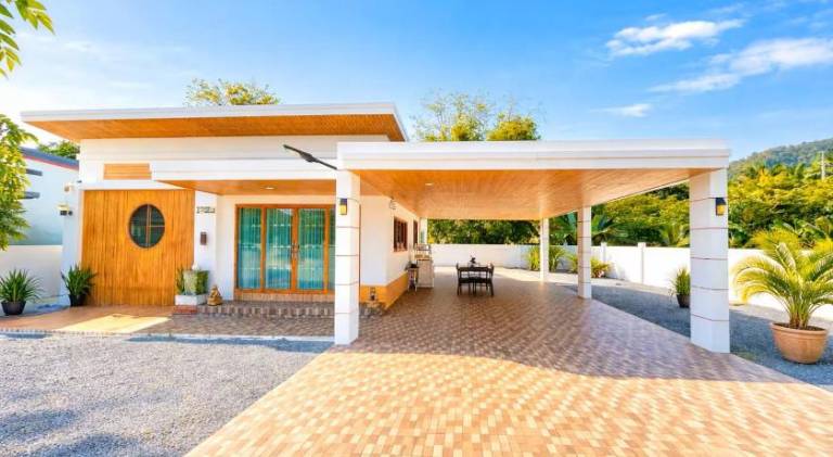Villa with 2 rooms for 4 persons in Krabi