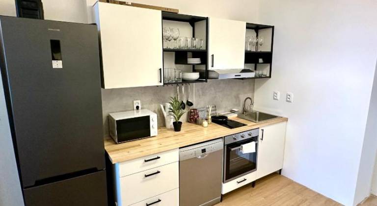 Best location in Prague! 4 bedrooms and super host! — photo 3