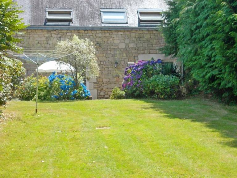 Gite with terrace & garden — photo 2