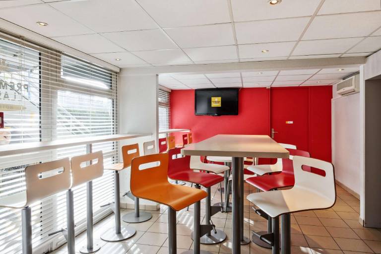 Premiere Classe Besancon - Ecole Valentin — photo 4
